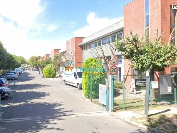 Local bureaux 412 m²