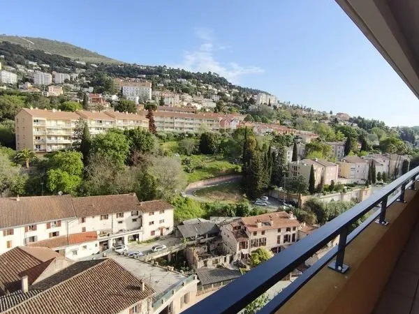 Studio 1 pièce 31 m²