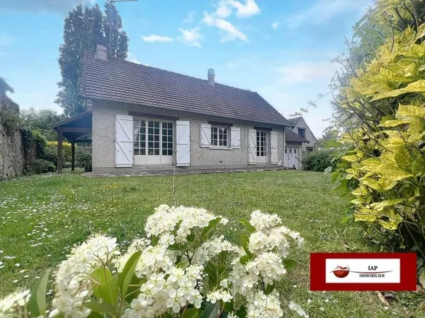 Maison de plain-pied 5 pièces 82 m²