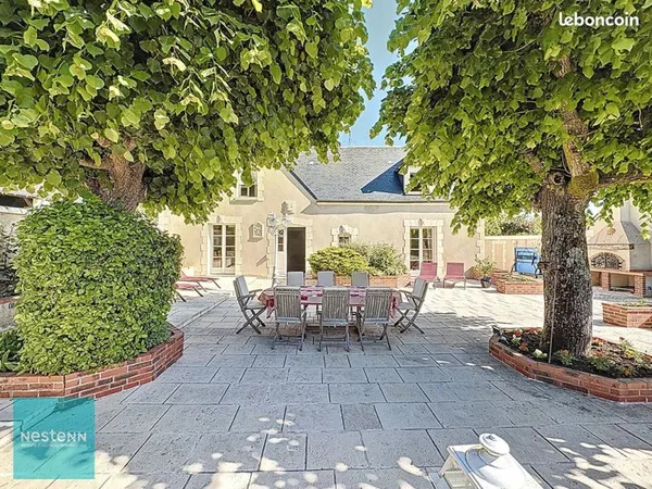 Maison 8 pièces 290 m²