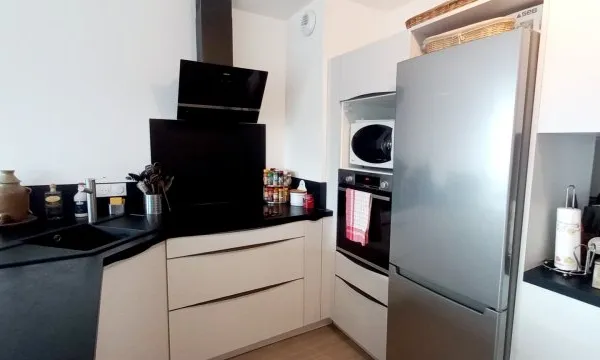 Appartement 4 pièces 77 m²