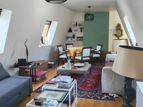 Loue appartement duplex