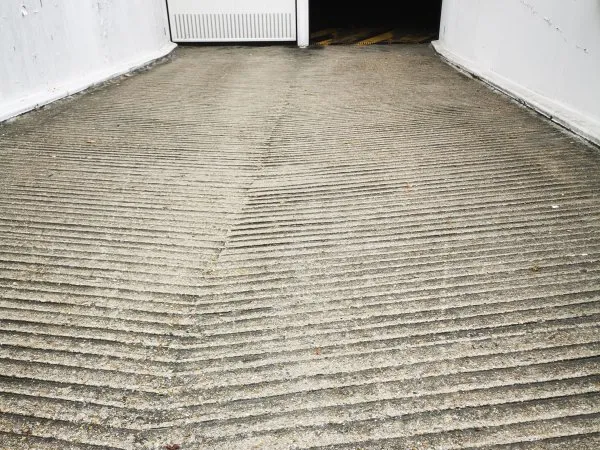 Loue parking 17m²