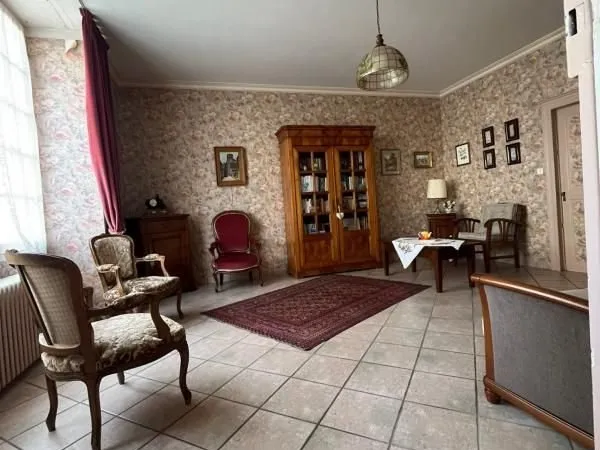 Maison 8 pièces 200 m²