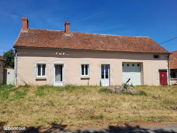 Charmante longère à fort potentiel, idéale pour passionnés de rénovation