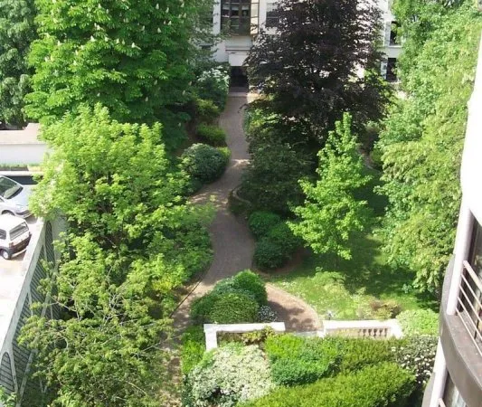 Bureaux 200 m²