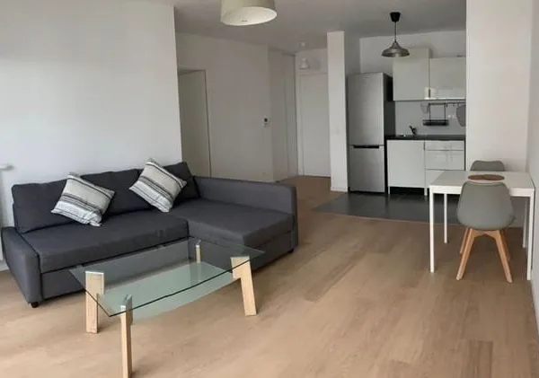 T2 / 47m² / Villejuif Leo Lagrange (Ligne 7)