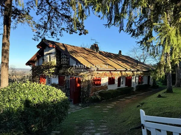 A vendre - Maison basque - Urrugne - vue océan