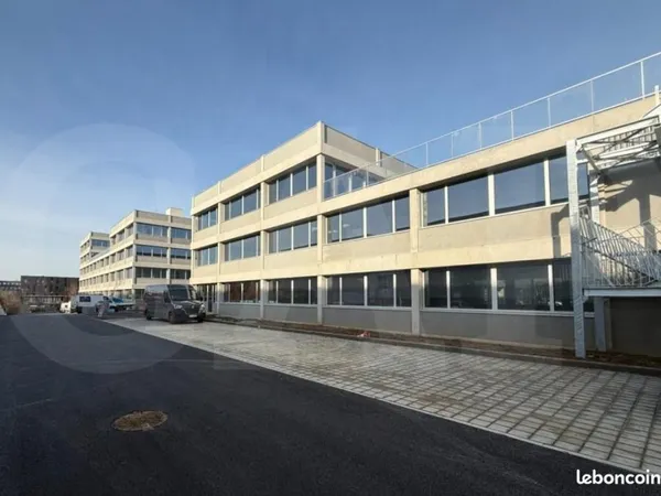 Bureaux 223 m²
