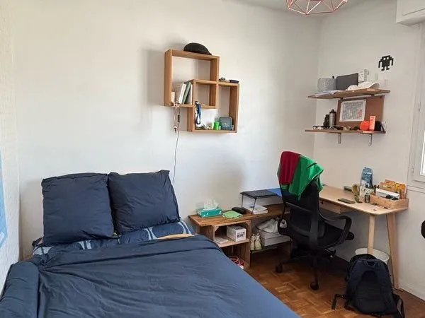 Chambre en colocation meublée