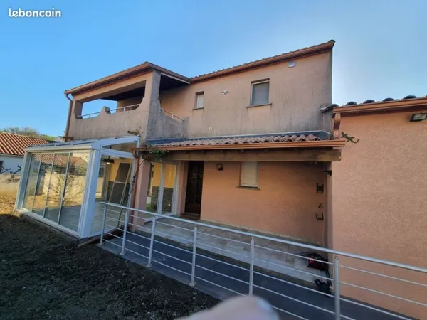 Villa 4 pieces 111m²