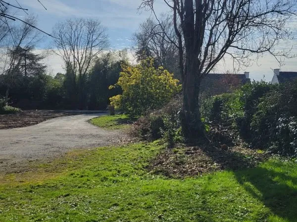 Vente terrain viabilise 610 m2 arradon centre