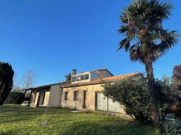 Maison 6 pièces 265 m²