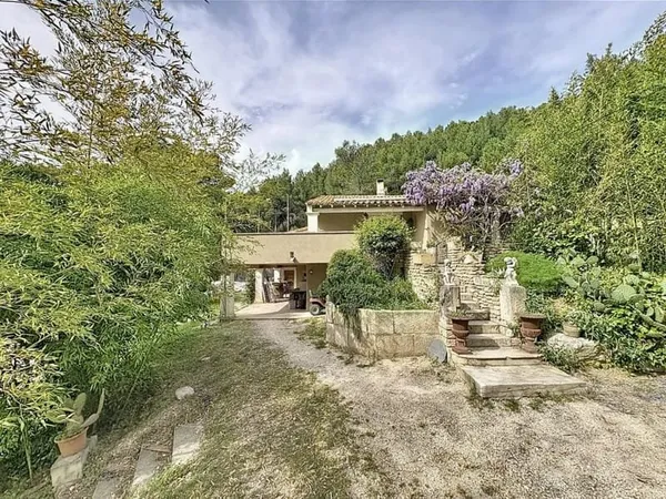 Maison 5 pieces 149M²