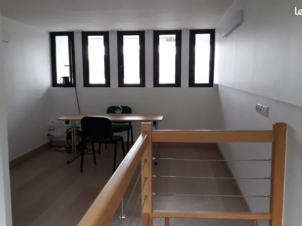 Murs commerciaux 36 m² Vire