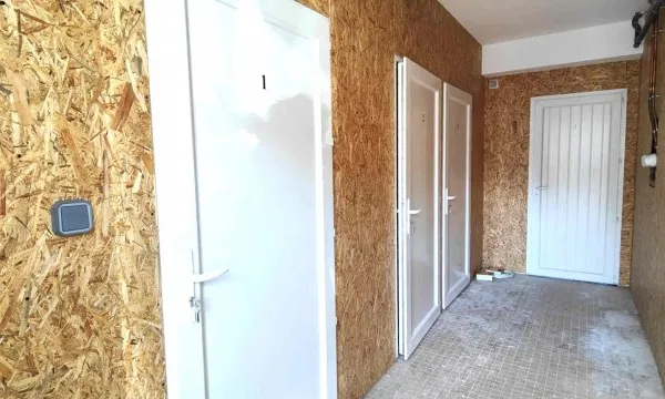 Parking 78 m²