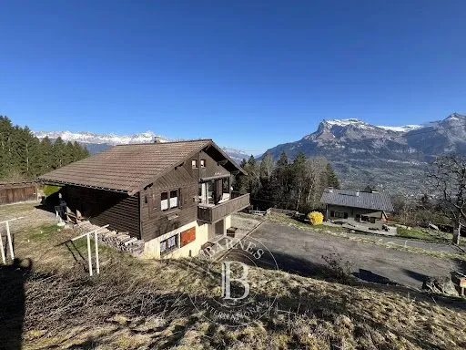 Chalet 4 pièces 65 m²