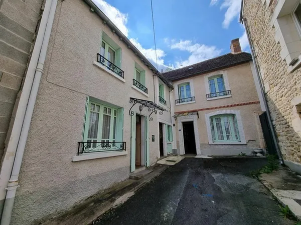 VIENNE - La Trimouille - Maison Traditionnelle avec 3 Chambres