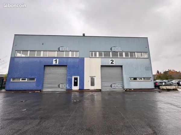Local bureaux 2 799 m²