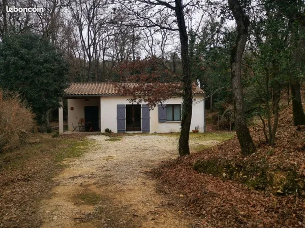 Charmante maison 55m2, T3 en forêt