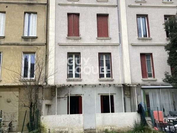 Immeuble industriel 2 pièces 134 m²