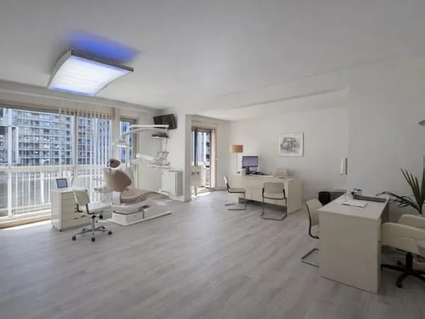 Appartement 99m2 avec balcon et box