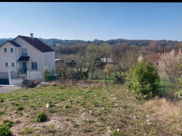 Terrain constructible SUR crecy-la-chapelle libre constructeur