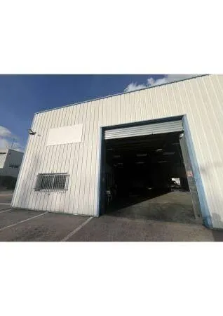 Local d'activité 600 m²