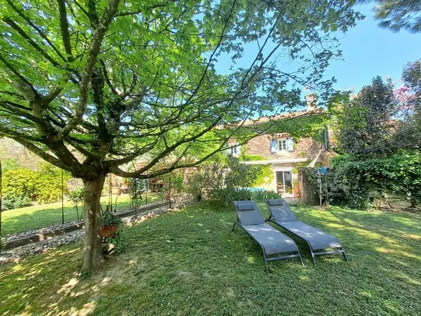 Maison 6 pièces 180 m²