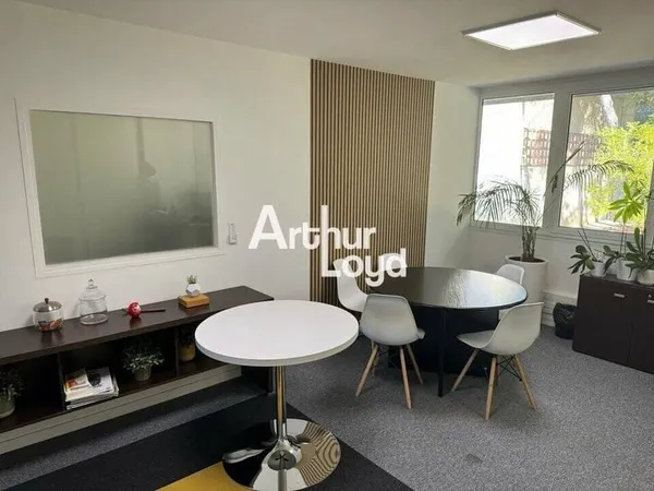 Bureaux 134 m²
