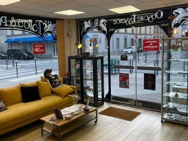 Local commercial 90 m²