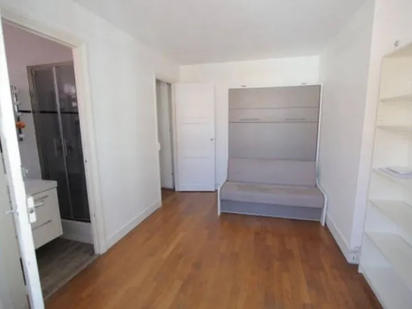 Studio 1 pièce 22 m²