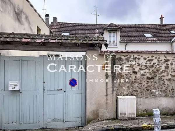 Maison 8 pièces 236 m²