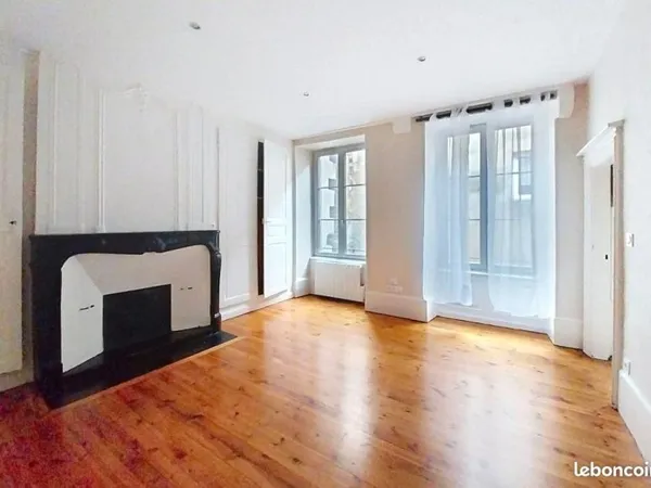 Appartement T3 60 m2 Saint Léonard de Noblat