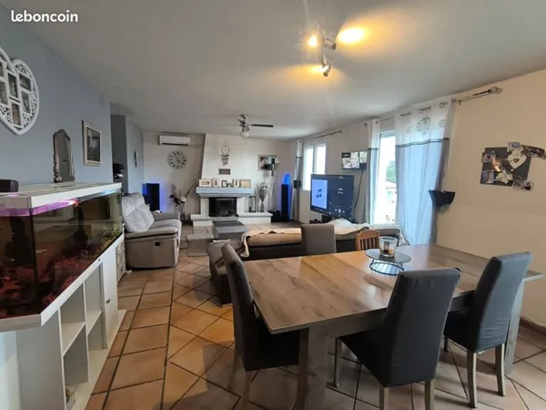 Grand appartement en duplex 147 m² divisible - 5 chambres - balcon terrasse - vue montagnes