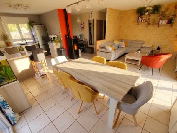 Plain-pied 121 m² ? 3 Chambres + 1 bureau ? 710m2 de terrain
