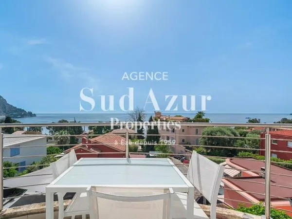 Appartement en dernier étage à Eze