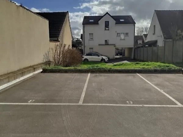 Stationnement Location Sainte-Geneviève-des-Bois   5500€