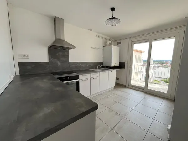 Portes-lès-Valence - Appartement T4 rénové