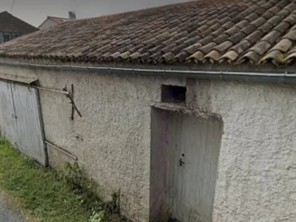 Garage/Parking