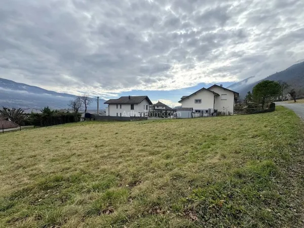 Terrain 590 m² - Anglefort