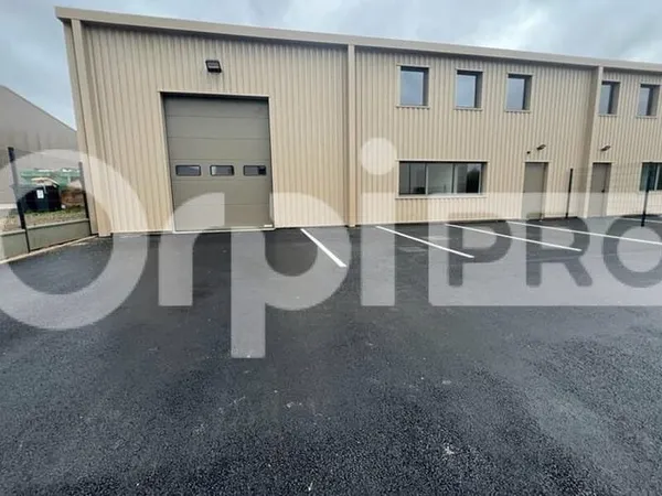 Local d'activité 408 m²