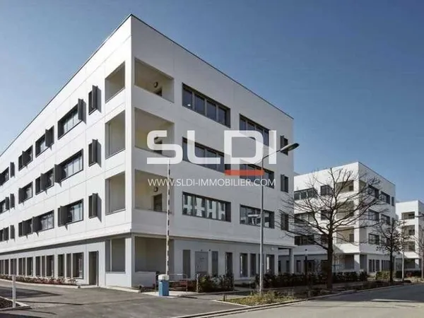 Bureaux 3646 m²