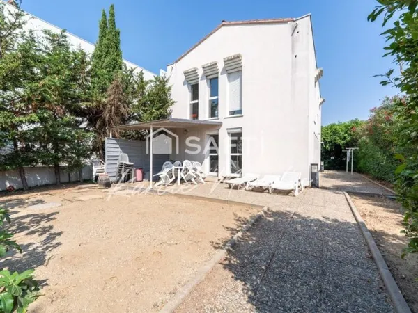 PERPIGNAN, VILLA 4 FACES, T5 DE 150M2 ,SUR 460 M2 DE TERRAIN