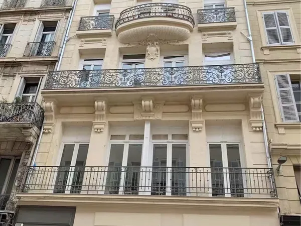 T2 rue paradis-vieux port