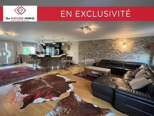 En exclusivité - Maison familiale avec prestations haut de gamme