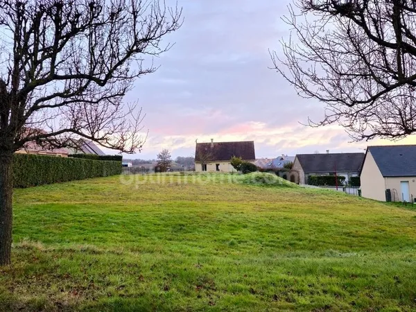 Terrain constructible viabilisé de 1 170 m² à Lhomme - Opportunité rare !
