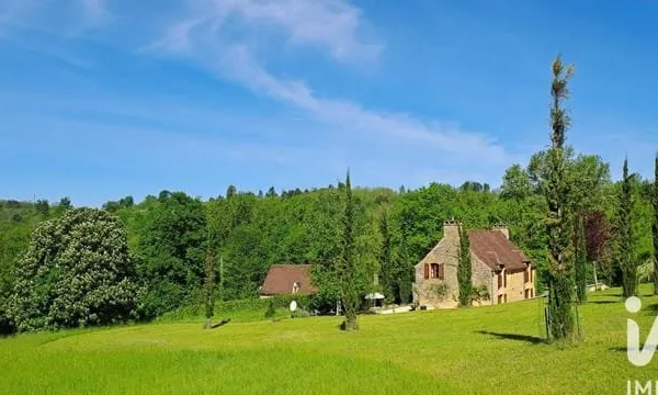 Maison 7 pièces 210 m²