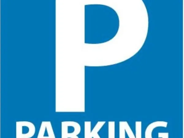 Place de Parking en option idéalement situé dans le Marais