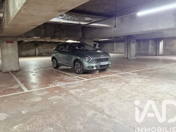 Vente Parking/garage/box 12 m²
